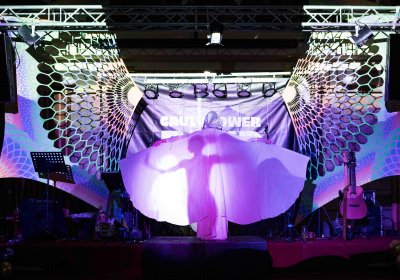 Promítání na umělce